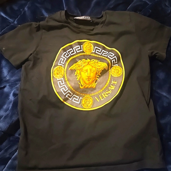 Versace T-Shirt - Picture 1 of 8